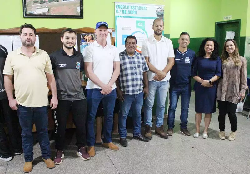 Copa Regional de Futsal de Base em Sete Quedas reúne as famílias e é sucesso total Copa Regional de Futsal de Base em Sete Quedas reúne as famílias e é sucesso total