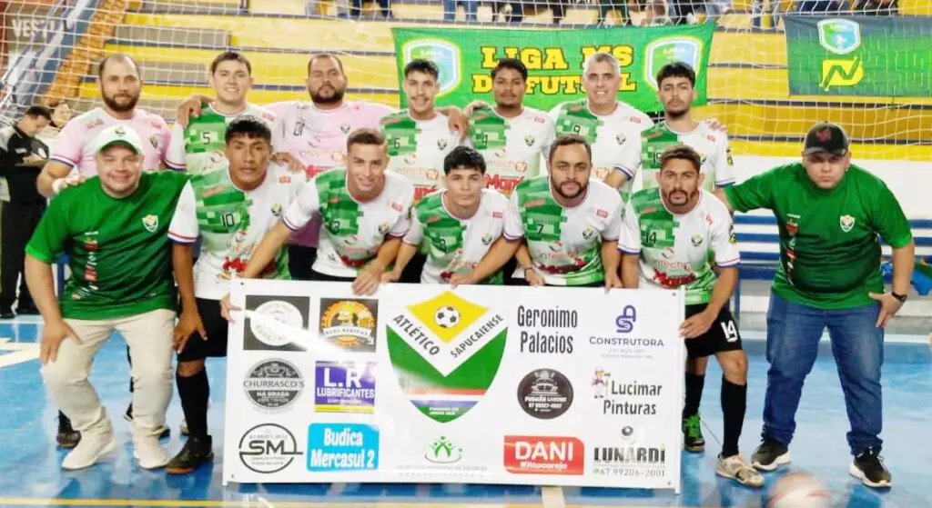 Naviraí e Coronel Sapucaia duelam hoje por vaga nas semifinais da Conferência Sul da Liga MS de Futsal Naviraí e Coronel Sapucaia duelam hoje por vaga nas semifinais da Conferência Sul da Liga MS de Futsal