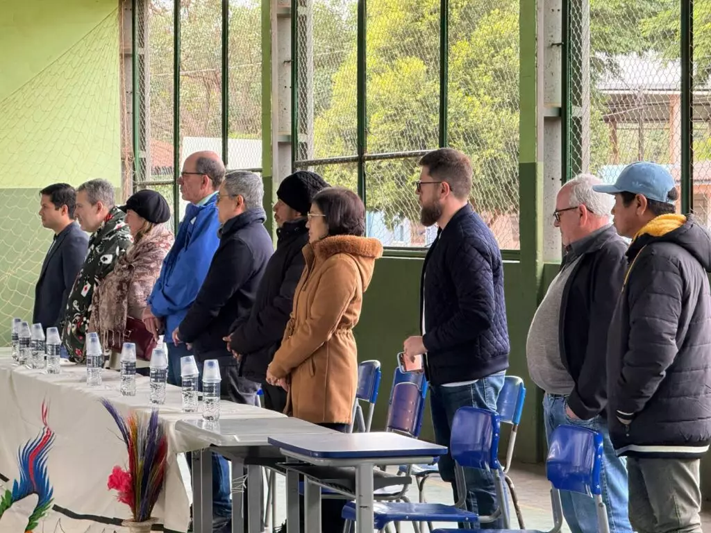 Justiça Federal leva serviços à Aldeia Amambai com apoio da Prefeitura Justiça Federal leva serviços à Aldeia Amambai com apoio da Prefeitura