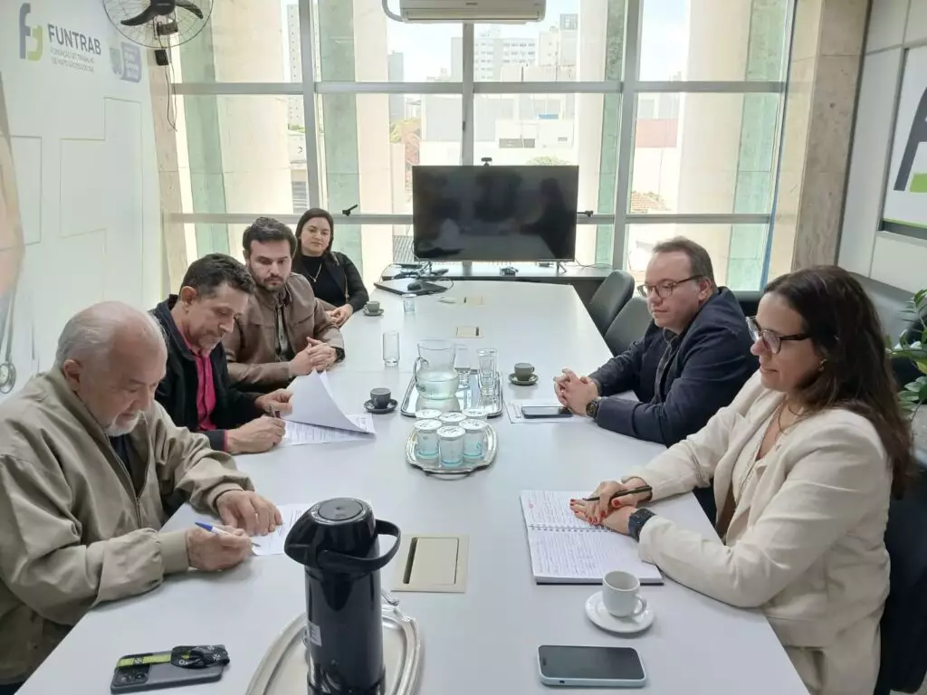 Casa do Trabalhador de Iguatemi conquista veículo para fortalecer atendimento à população Casa do Trabalhador de Iguatemi conquista veículo para fortalecer atendimento à população