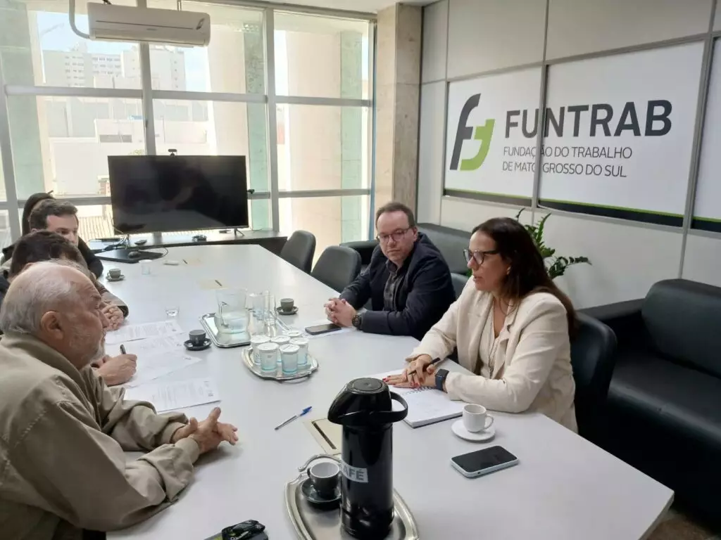 Casa do Trabalhador de Iguatemi conquista veículo para fortalecer atendimento à população Casa do Trabalhador de Iguatemi conquista veículo para fortalecer atendimento à população