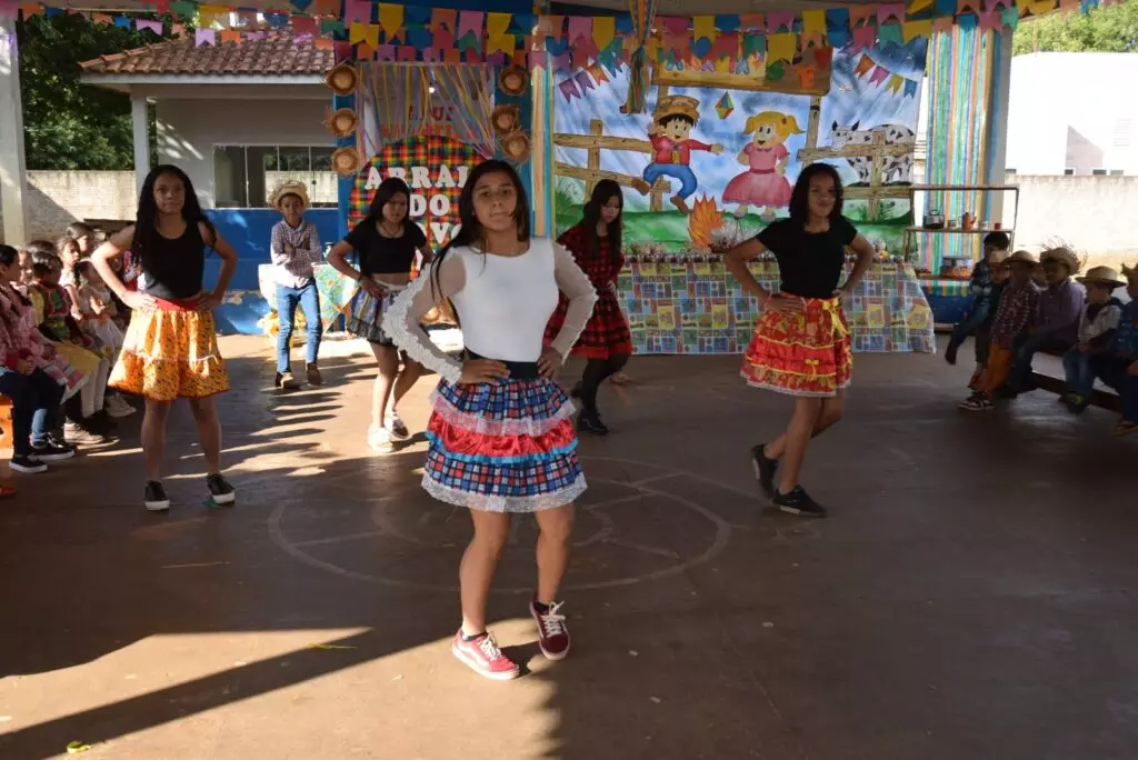 Secretaria de Assistência Social de Iguatemi realizou festa julina para os alunos do programa "Novo Olhar"