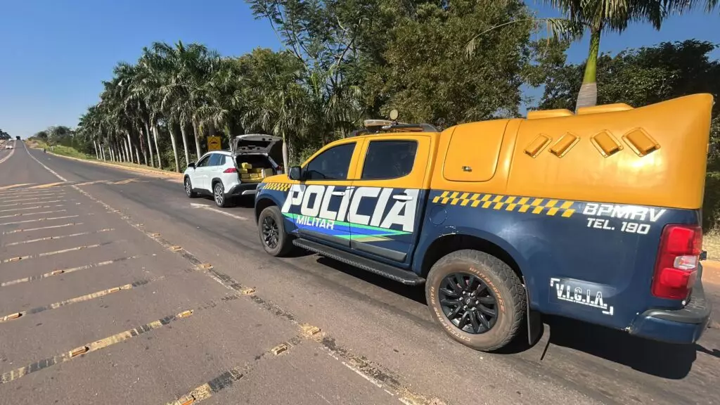 Amambai: BPMRv apreende mais de uma tonelada de maconha, haxixe e arma em veículo roubado na MS-156 Amambai: BPMRv apreende mais de uma tonelada de maconha, haxixe e arma em veículo roubado na MS-156