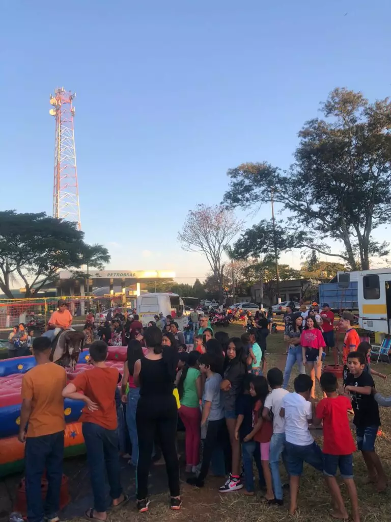 Prefeitura garante participação gratuita em parque de diversões para as crianças de Coronel Sapucaia