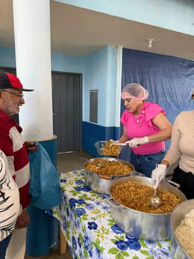 Ação solidária leva refeições e apoio a famílias de Coronel Sapucaia