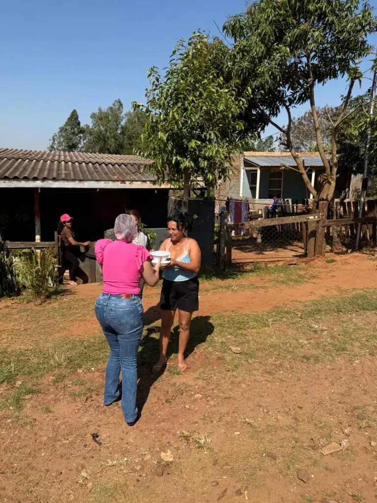 Ação solidária leva refeições e apoio a famílias de Coronel Sapucaia