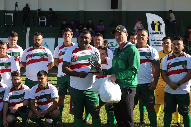 Donos da casa, Coronel Sapucaia e Japorã se classificaram na fase da Copa Assomasul em Sete Quedas Donos da casa, Coronel Sapucaia e Japorã se classificaram na fase da Copa Assomasul em Sete Quedas
