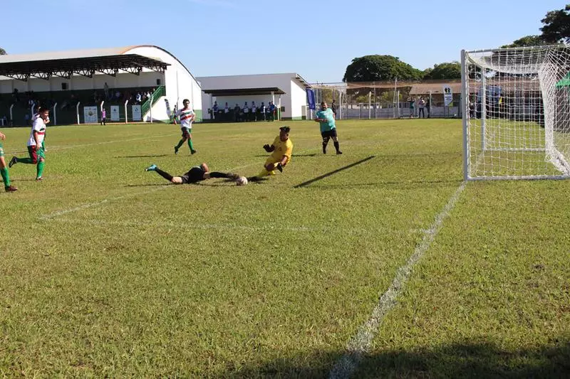 Donos da casa, Coronel Sapucaia e Japorã se classificaram na fase da Copa Assomasul em Sete Quedas Donos da casa, Coronel Sapucaia e Japorã se classificaram na fase da Copa Assomasul em Sete Quedas