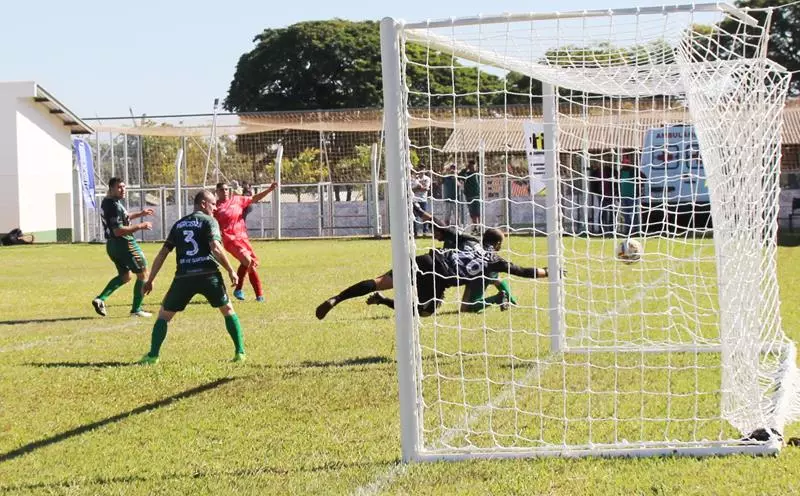 Donos da casa, Coronel Sapucaia e Japorã se classificaram na fase da Copa Assomasul em Sete Quedas Donos da casa, Coronel Sapucaia e Japorã se classificaram na fase da Copa Assomasul em Sete Quedas