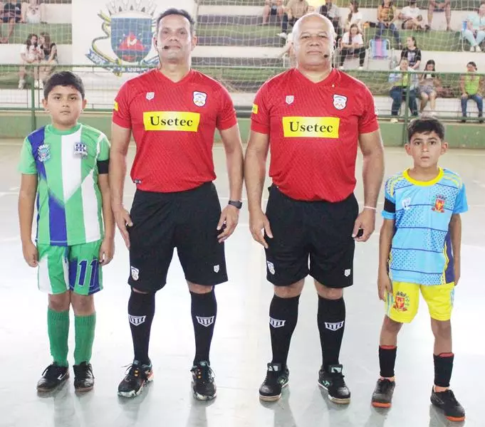 Copa Regional de Futsal de Base em Sete Quedas reúne as famílias e é sucesso total Copa Regional de Futsal de Base em Sete Quedas reúne as famílias e é sucesso total