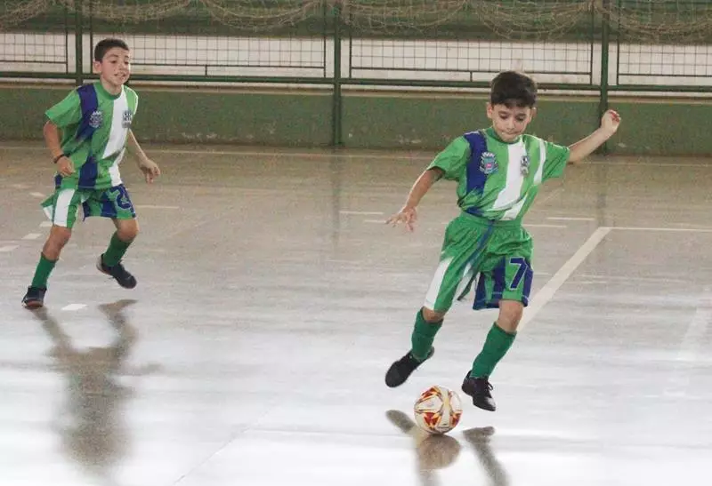 Copa Regional de Futsal de Base em Sete Quedas reúne as famílias e é sucesso total Copa Regional de Futsal de Base em Sete Quedas reúne as famílias e é sucesso total