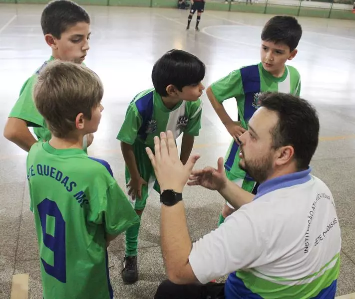 Copa Regional de Futsal de Base em Sete Quedas reúne as famílias e é sucesso total Copa Regional de Futsal de Base em Sete Quedas reúne as famílias e é sucesso total
