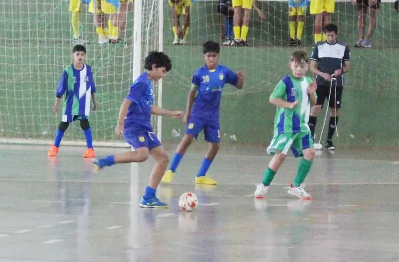 Copa Regional de Futsal de Base em Sete Quedas reúne as famílias e é sucesso total Copa Regional de Futsal de Base em Sete Quedas reúne as famílias e é sucesso total