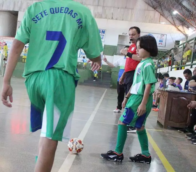 Copa Regional de Futsal de Base em Sete Quedas reúne as famílias e é sucesso total Copa Regional de Futsal de Base em Sete Quedas reúne as famílias e é sucesso total