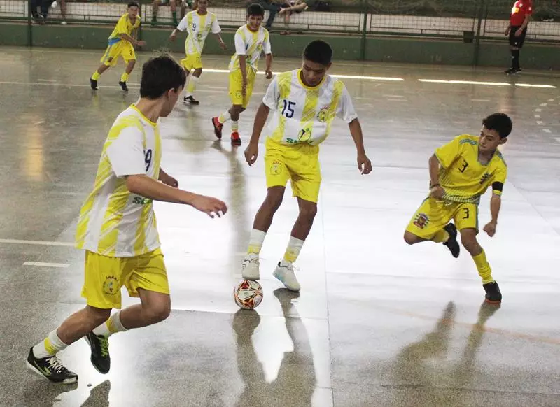 Copa Regional de Futsal de Base em Sete Quedas reúne as famílias e é sucesso total Copa Regional de Futsal de Base em Sete Quedas reúne as famílias e é sucesso total