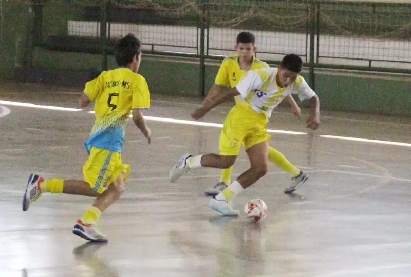 Copa Regional de Futsal de Base em Sete Quedas reúne as famílias e é sucesso total Copa Regional de Futsal de Base em Sete Quedas reúne as famílias e é sucesso total