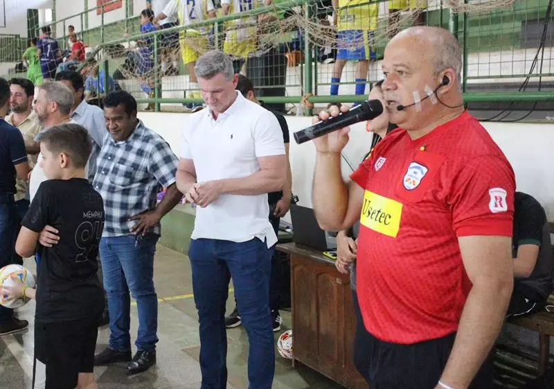 Copa Regional de Futsal de Base em Sete Quedas reúne as famílias e é sucesso total Copa Regional de Futsal de Base em Sete Quedas reúne as famílias e é sucesso total