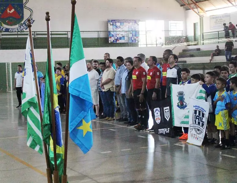 Copa Regional de Futsal de Base em Sete Quedas reúne as famílias e é sucesso total Copa Regional de Futsal de Base em Sete Quedas reúne as famílias e é sucesso total