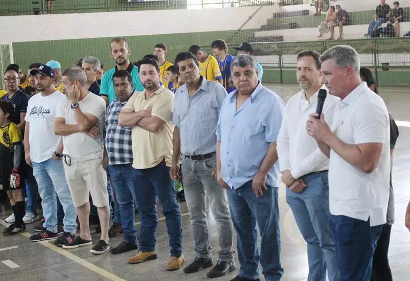 Copa Regional de Futsal de Base em Sete Quedas reúne as famílias e é sucesso total Copa Regional de Futsal de Base em Sete Quedas reúne as famílias e é sucesso total