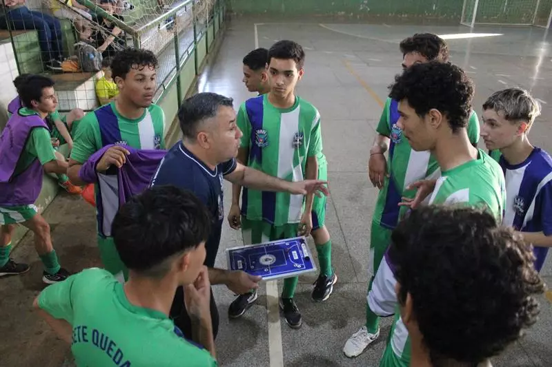 Copa Regional de Futsal de Base em Sete Quedas reúne as famílias e é sucesso total Copa Regional de Futsal de Base em Sete Quedas reúne as famílias e é sucesso total