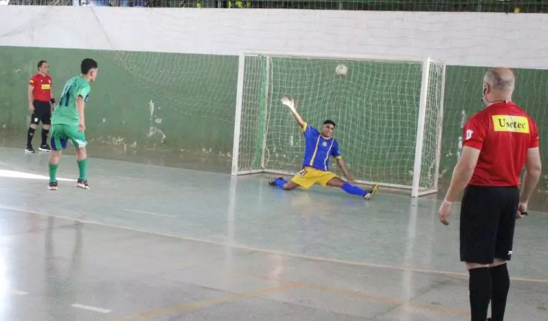 Copa Regional de Futsal de Base em Sete Quedas reúne as famílias e é sucesso total Copa Regional de Futsal de Base em Sete Quedas reúne as famílias e é sucesso total