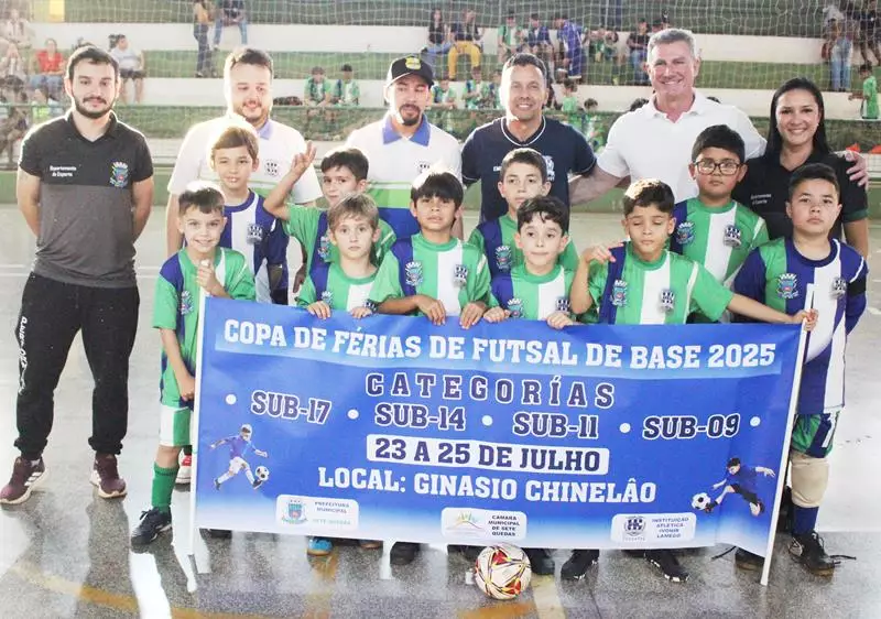 Copa Regional de Futsal de Base em Sete Quedas reúne as famílias e é sucesso total Copa Regional de Futsal de Base em Sete Quedas reúne as famílias e é sucesso total