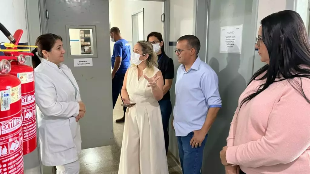 Saúde básica de Dourados recebe reforço com recursos de Lia Nogueira Saúde básica de Dourados recebe reforço com recursos de Lia Nogueira