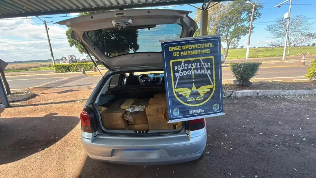 Amambai: BPMRv apreende 350 kg de maconha e prende três por tráfico de drogas na MS-156 Amambai: BPMRv apreende 350 kg de maconha e prende três por tráfico de drogas na MS-156