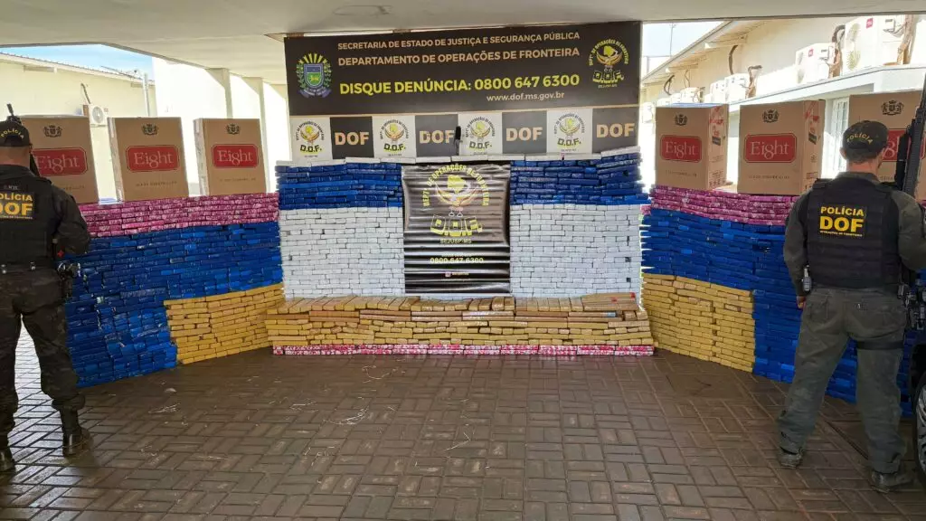 Ponta Porã: Em menos de 15 dias DOF intercepta segundo comboio com drogas e cigarros Ponta Porã: Em menos de 15 dias DOF intercepta segundo comboio com drogas e cigarros