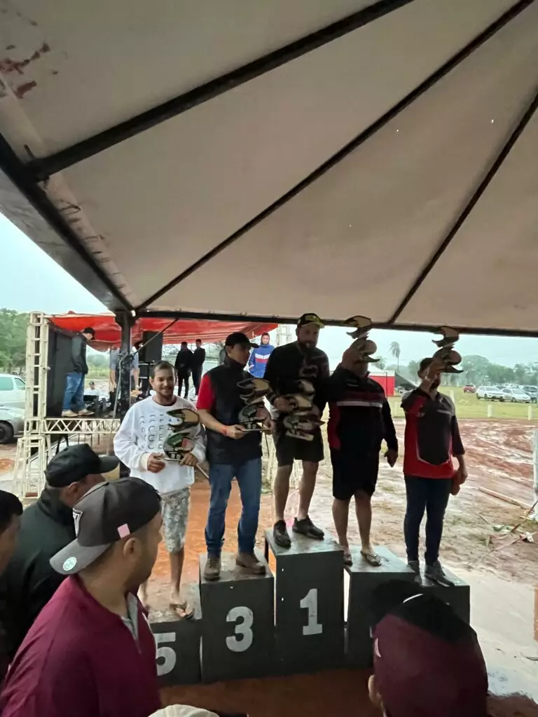 Pilotos de Paranhos conquistam pódio na Copa Norte de Velocross no Paraguai Pilotos de Paranhos conquistam pódio na Copa Norte de Velocross no Paraguai