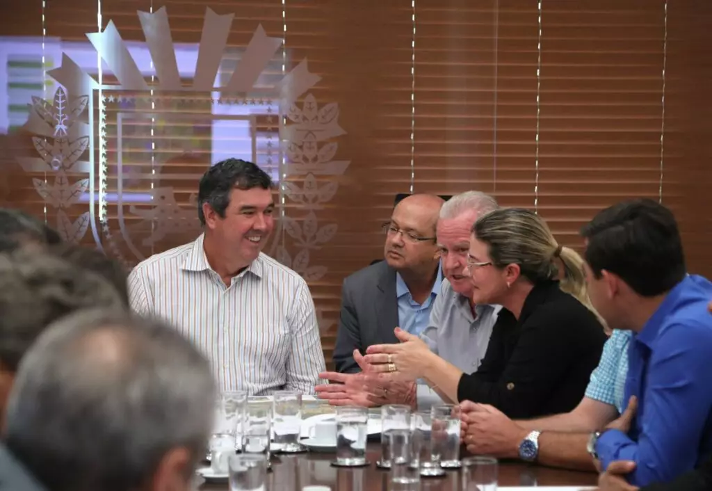 Para melhorar infraestrutura urbana, Juti vai ganhar pavimentação em bairros da cidade Para melhorar infraestrutura urbana, Juti vai ganhar pavimentação em bairros da cidade
