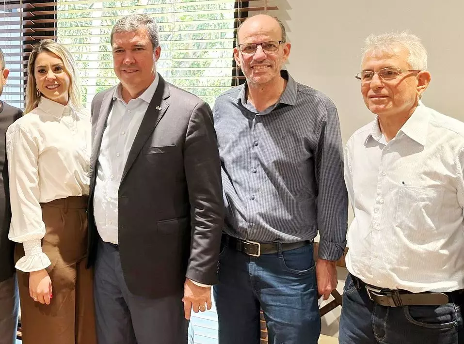 Vereadora Suzana agradece governador Eduardo Riedel por obras de infraestrutura em Amambai