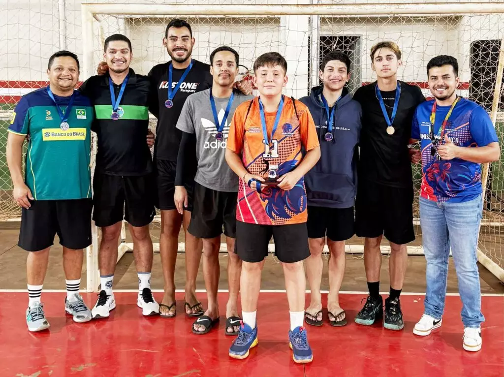 Quadrangular de vôlei em Caarapó visou arrecadar fundos para equipe participar dos JOJUMS 2025 Quadrangular de vôlei em Caarapó visou arrecadar fundos para equipe participar dos JOJUMS 2025
