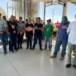 Produtores de leite participam de reunião com Agraer e Famalac para conhecer nova unidade em Tacuru