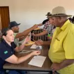 Produtores de leite participam de reunião com Agraer e Famalac para conhecer nova unidade em Tacuru