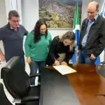 Prefeitura de Amambai inicia a semana com posse de dois novos servidores