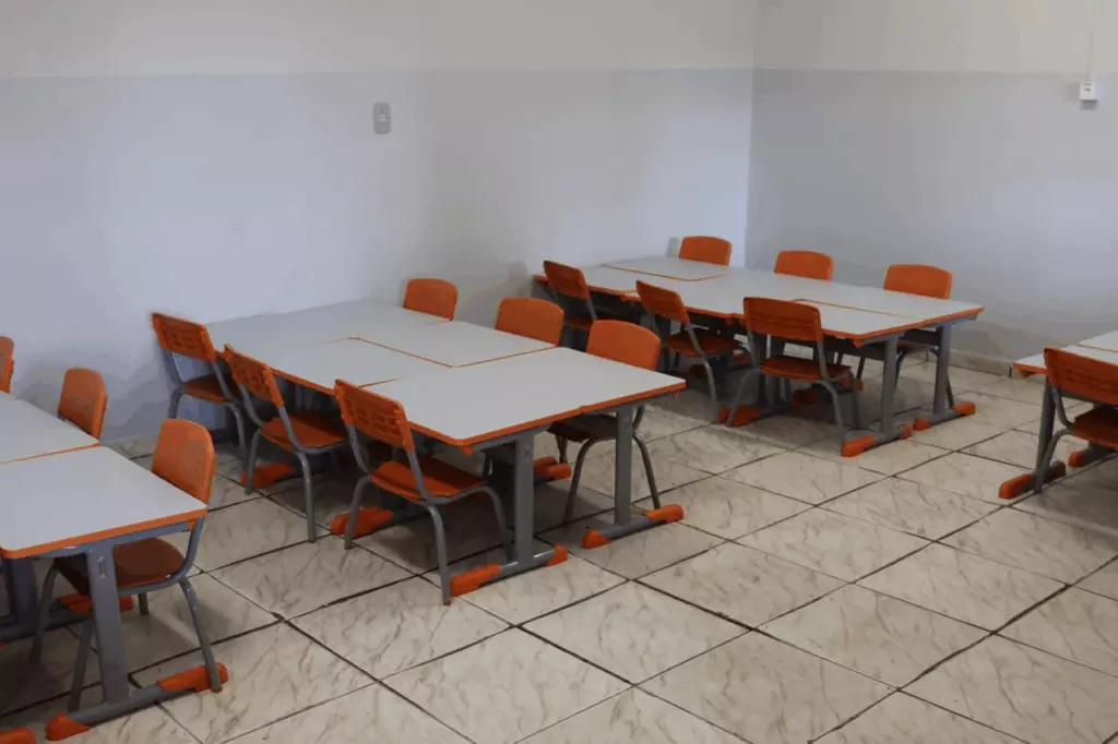 Prefeitura de Naviraí reinaugura extensão do CIEI Maria José Cançado e amplia em 80 vagas a oferta na Educação Infantil Prefeitura de Naviraí reinaugura extensão do CIEI Maria José Cançado e amplia em 80 vagas a oferta na Educação Infantil