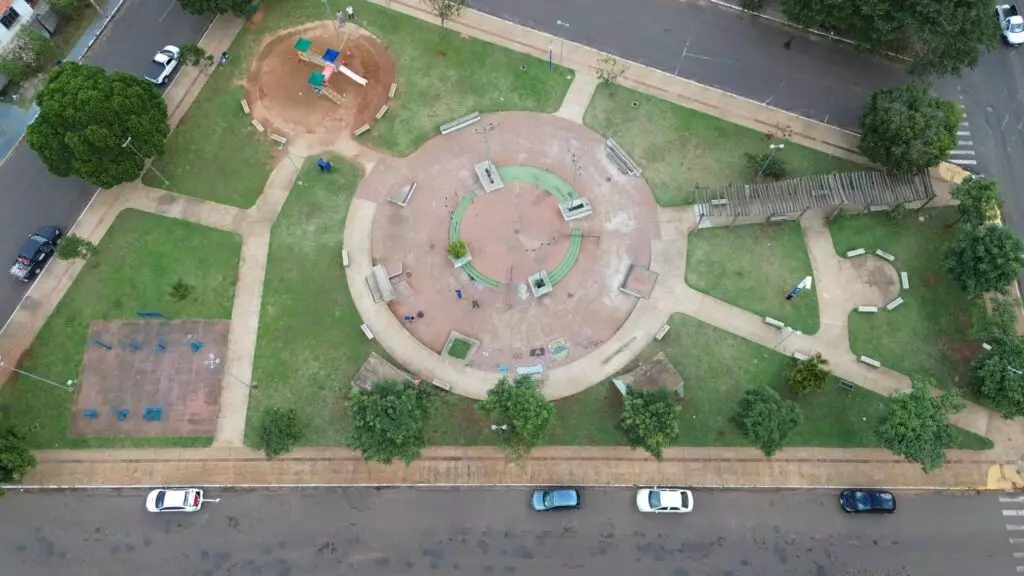 Pista de skate de Naviraí ganha nova vida com revitalização