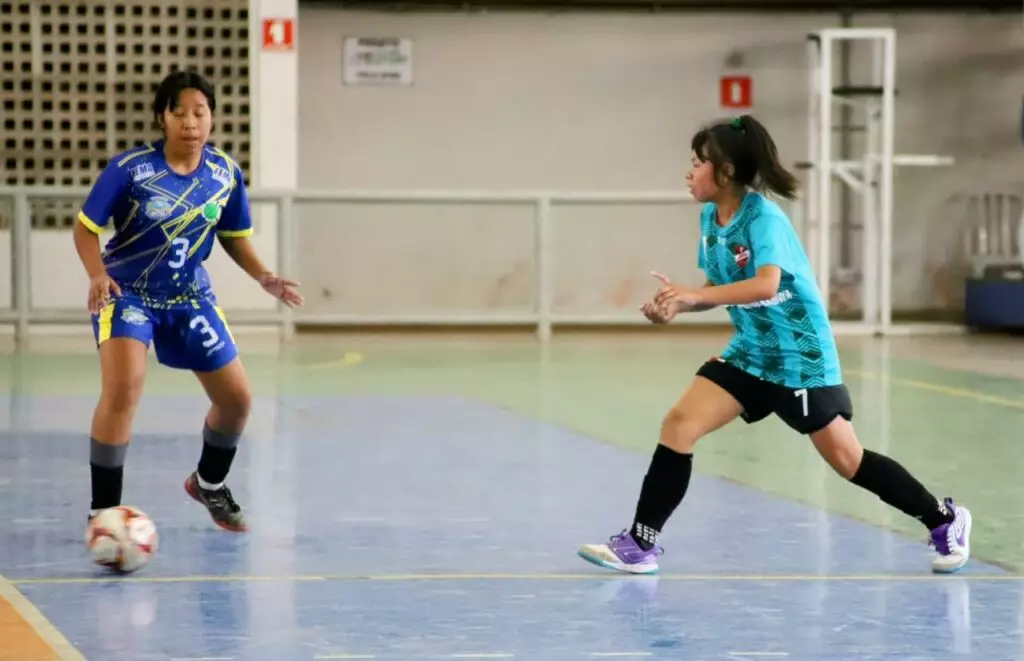 Paranhos e Amambai vão decidir medalha de ouro no futsal feminino dos Jogos Escolares de MS 2025