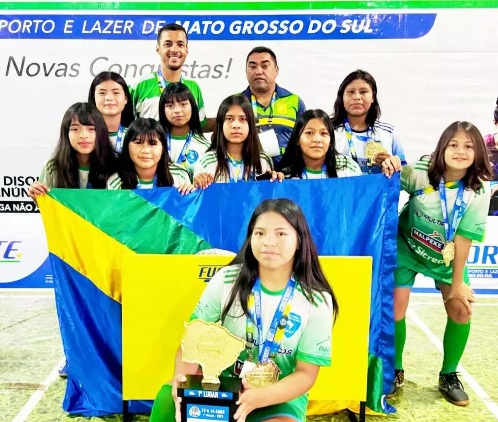 Futsal feminino de Paranhos conquista bicampeonato dos JEMS e vai representar o Estado nos Jogos Escolares Brasileiros