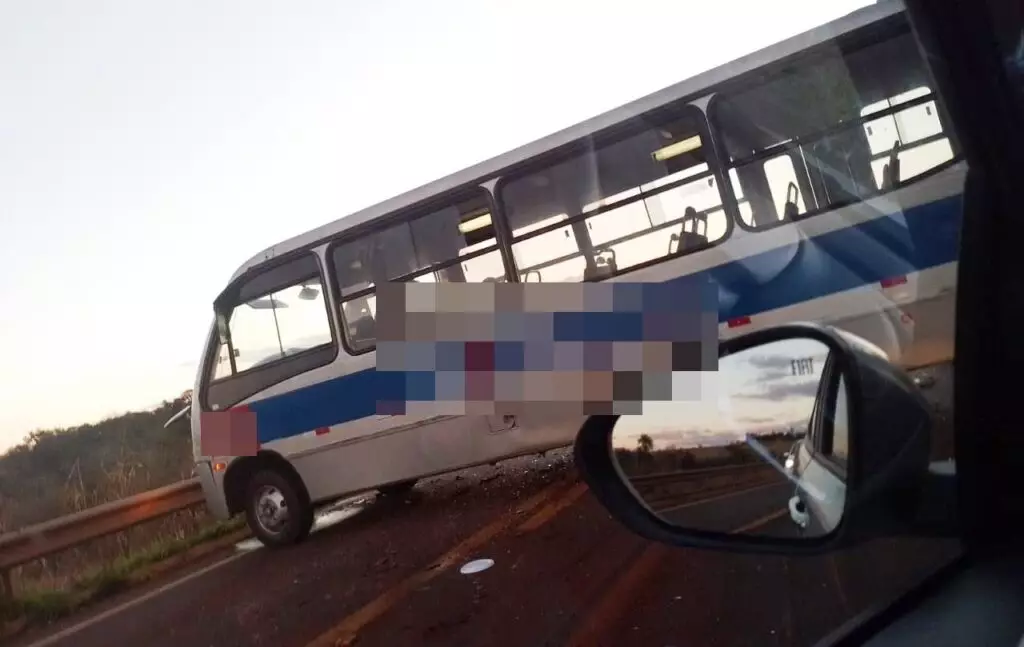 Acidente na Rodovia Dirceu Lanzarini mata motociclista em Amambai Acidente na Rodovia Dirceu Lanzarini mata motociclista em Amambai