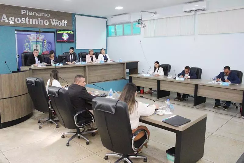 Câmara de Aral Moreira abre segundo semestre legislativo com sessões solene e de apresentação de matérias Câmara de Aral Moreira abre segundo semestre legislativo com sessões solene e de apresentação de matérias