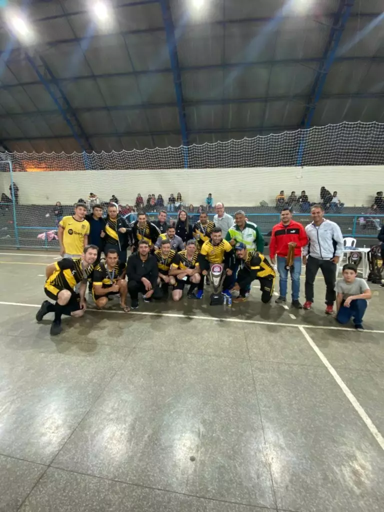 Copa Cidade 2025 termina com grandes jogos e emoção nas quadras de Amambai Copa Cidade 2025 termina com grandes jogos e emoção nas quadras de Amambai