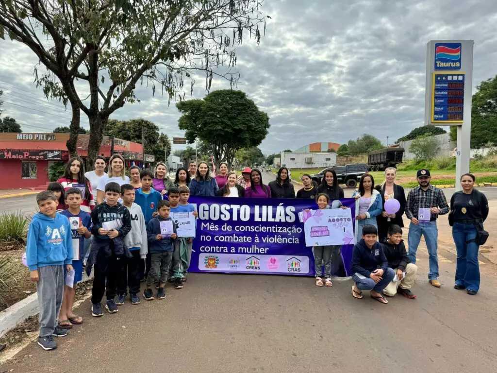 Caminhada do Agosto Lilás mobiliza comunidade em Tacuru pelo fim da violência contra a mulher