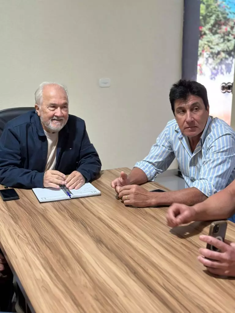 Iguatemi: Representantes da ASPROLOMA e lideranças locais solicitam melhorias na infraestrutura rural Iguatemi: Representantes da ASPROLOMA e lideranças locais solicitam melhorias na infraestrutura rural
