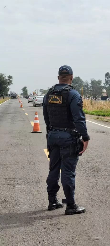 DETRAT e BPMRv realizam Ação Conjunta para garantir segurança viária na 41° Festa de São Cristóvão em Amambai DETRAT e BPMRv realizam Ação Conjunta para garantir segurança viária na 41° Festa de São Cristóvão em Amambai