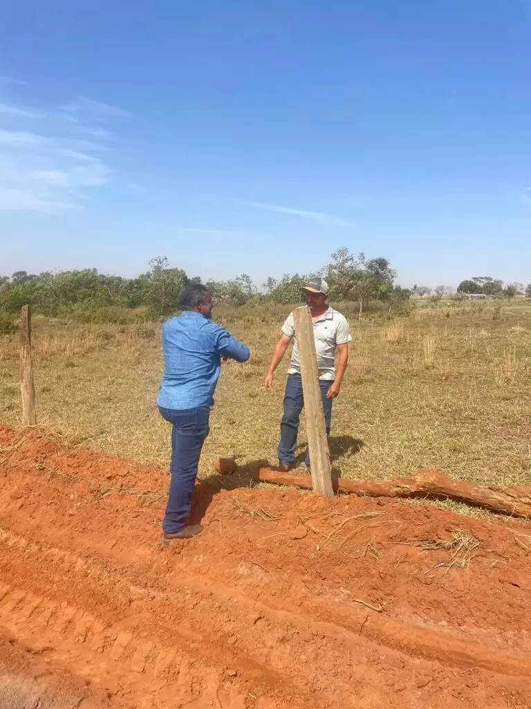 Presidente da Câmara de Paranhos visita estradas vicinais, comunidades indígenas e assentamento