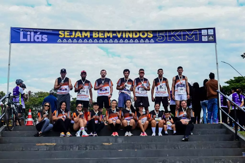 1ª Corrida e Caminhada Lilás reúne 160 atletas e fortalece solidariedade em Coronel Sapucaia