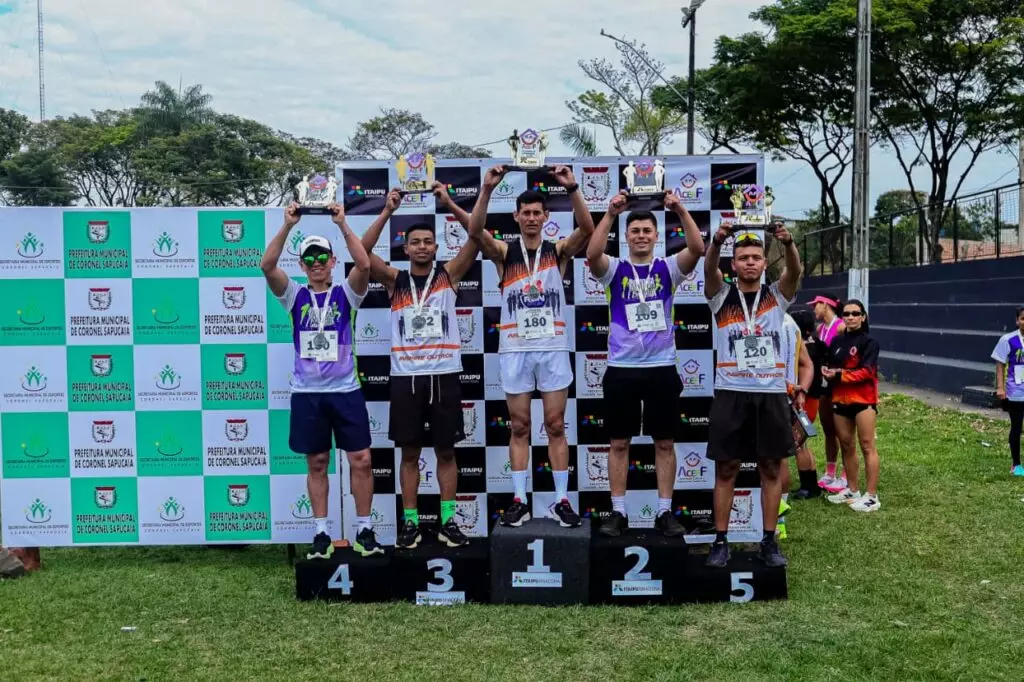 1ª Corrida e Caminhada Lilás reúne 160 atletas e fortalece solidariedade em Coronel Sapucaia