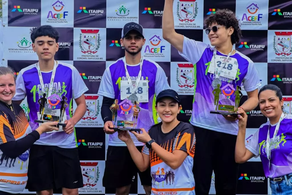 1ª Corrida e Caminhada Lilás reúne 160 atletas e fortalece solidariedade em Coronel Sapucaia